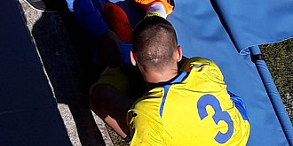 exclusiv fotbalist accidentat grav in timpul unui meci in prahova a fost nevoie de ambulanta foto