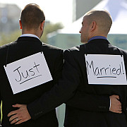marea britanie legalizeaza casatoriile intre persoane de acelasi sex