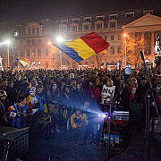 jandarmii vor sa legitimeze cateva mii de manifestanti anti-rosia montana