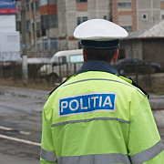 cazul politistului umilit de sefi va fi cercetat de ministrul stroe