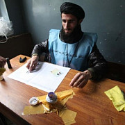 alegeri prezidentiale in afganistan sectiile de votare s-au deschis