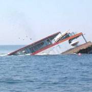 un feribot cu 476 de pasageri la bord a naufragiat in largul coreei de sud