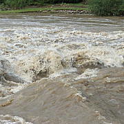 pericol de inundatii hidrologii au prelungit avertizarile