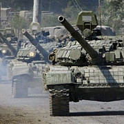 un convoi de blindate rusesti a intrat in ucraina