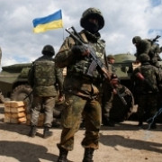trei militari ucraineni ucisi in ultimele 24 de ore in estul ucrainei