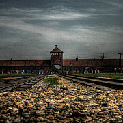 muzeul fostului lagar nazist de la auschwitz poate fi vizitat si virtual