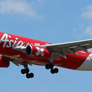 un avion al companiei air asia a fost dat disparut 162 de persoane erau la bord