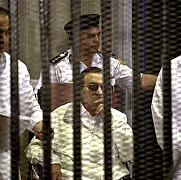 hosni mubarak judecat intr-un nou proces de coruptie