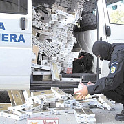 80000 de tigari confiscate de politistii din capitlala