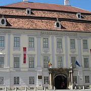 muzeul brukenthal din sibiu alaturi de luvru in topul mondial al muzeelor