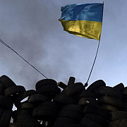 drapelul national ucrainean a fost arborat pe primaria din slaviansk