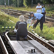 accident tragic de tren la campina un barbat si-a pierdut viata