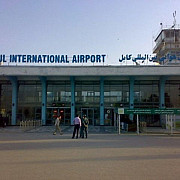 un atac al talibanilor asupra aeroportului din kabul a fost respins