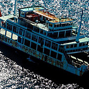 un roman a murit la bordul unui feribot francez