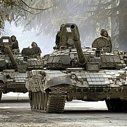 tancuri rusesti au trecut granita ucrainei