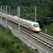 chinezii vor construi trenul care va circula cu 250kmh pe ruta bucuresti-constanta