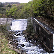 hidroelectrica scoate la vanzare 14 pachete de microhidrocentrale