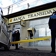jaf la banca din brasov au disparut 200000 de lei