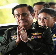 liderul thailandez isi cere scuze pentru remarcile privind turistii si bikinii
