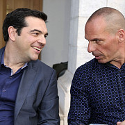 ministrul grec de finante yanis varoufakis a demisionat