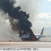 un avion british airways a luat foc pe aeroportul din las vegas doi raniti usor