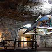 salina targu ocna adaposteste prima biserica ortodoxa subterana din europa