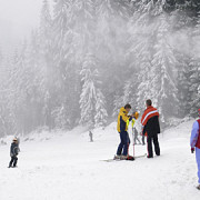 preturile abonamentelor de o zi la schi in austria au depasit pentru prima data 50 de euro