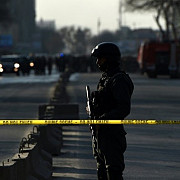 doi morti si peste 60 de raniti dupa ce o explozie a zguduit consulatul german din localitatea afgana mazar-i-sharif