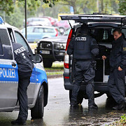 trei indivizi au fost arestati in operatiunea antitero din chemnitz germania
