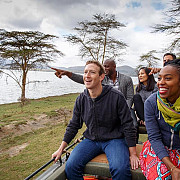 mark zuckerberg ii incurajeaza pe nigerieni sa invete programare