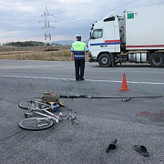 accident grav la homoraciu un biciclist a fost strivit de un tir
