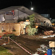 o romanca si-a pierdut viata in austria unde un cort a fost distrus de o furtuna