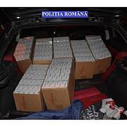 resita peste 90000 de tigarete de contrabanda si doua autoturisme confiscate de politisti