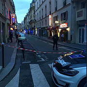 atac cu cutitul la paris doua persoane au murit inclusiv atacatorul
