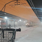 11 trenuri anulate din cauza conditiilor meteo