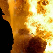 explozie intr-un bloc din galati o femeie a fost ranita