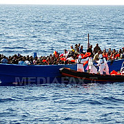 garda civila spaniola si paza de coasta italiana au salvat 523 de imigranti din marea mediterana