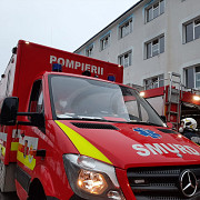 incendiu violent izbucnit intr-un spital din maramures opt echipaje de pompieri si paramedici au intervenit de urgenta care este starea pacientilor