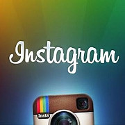 instagram renunta la unele modificari anuntate recent inclusiv la versiunea full-screen a aplicatiei dupa ce mai multi influenceri si creatori de continut s-au plans de modul in care acestea schimba aplicatia