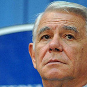 ministrul de externe teodor melescanu audiat la dna in dosarul privind oug 13