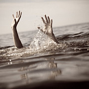 naufragiu in marea egee doi morti si zeci de persoane date disparute