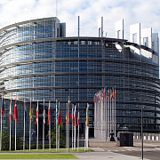 parlamentul european cere suspendarea negocierilor de aderare cu turcia