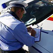 actiuni desfasurate de politisti in trafic pentru cresterea gradului de siguranta rutiera