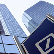 deutsche bank ar putea vinde actiuni de 5 miliarde euro
