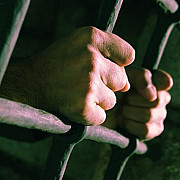 aproape 200 de persoane au fost puse in libertate potrivit noului cod penal