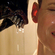extraterestul din alien cea mai inspaimantatoare creatura din filme top 10 all time