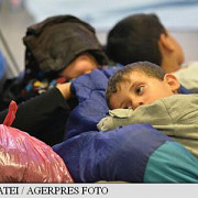 ungaria 300 de imigranti au evadat din centrul de primire de la roszke postul de frontiera partial inchis