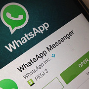 whatsapp a introdus support pentru gif-uri in ios