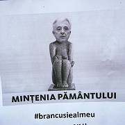 protest al persoanelor cu credite in franci elvetieni mugur isarescu mintenia pamantului