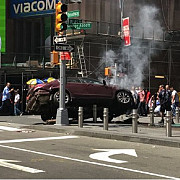 incident in times square la new york o persoana a murit si alte 13 au fost ranite dupa ce o masina a intrat in pietoni